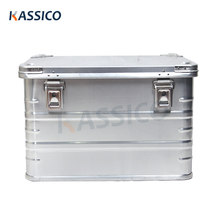 Cajas y contenedores de almacenamiento de aluminio para transporte al aire libre