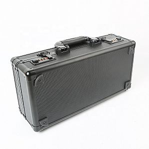 Maleta de aluminio duradera y portátil