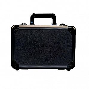 Estuche pequeño de aluminio negro